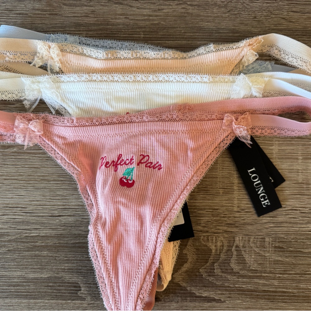 NWT - Lounge size small bundle